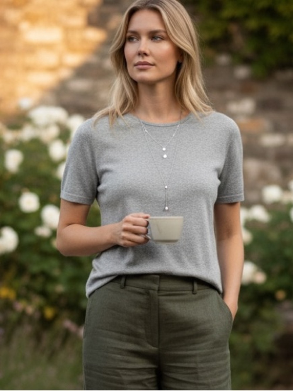 Pure Collection sz M 100% Cashmere Gray Short Sleeve Luxe Sweater Womens